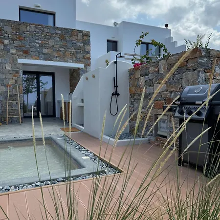 The Nine Graces- Liv, Stunning Views, Pool Villa