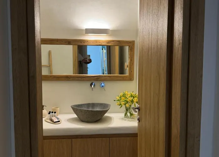 The Nine Graces- Villa Liv, Stunning Views, Pool Villa *